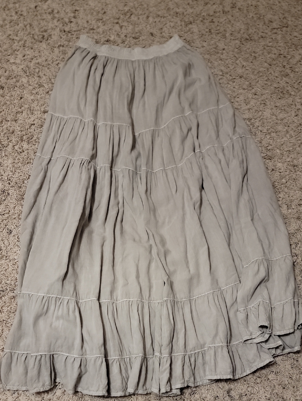 American Eagle Outfitters Light Gray Tiered Maxi Skirt